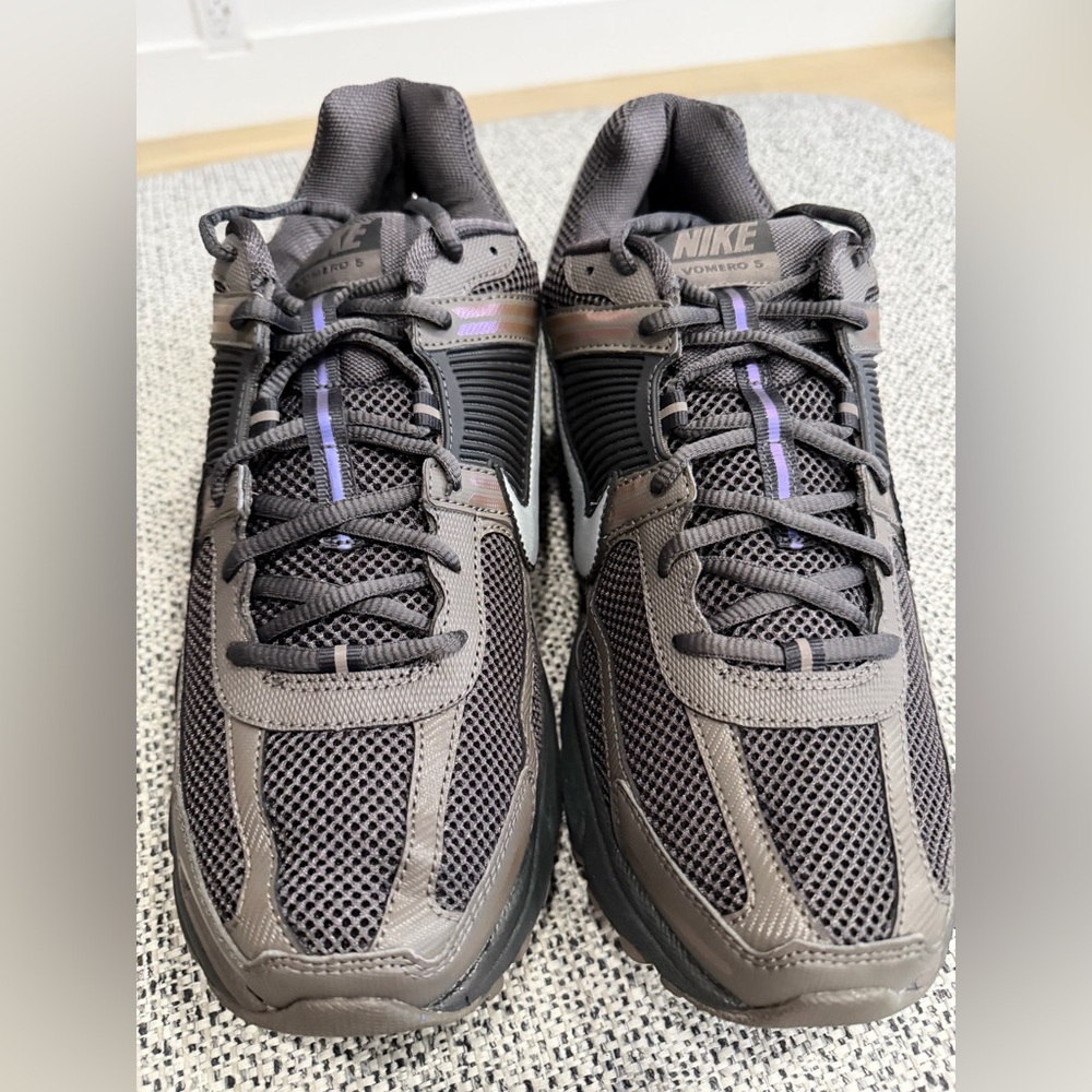 NIKE ZOOM VOMERO 5 MEN'S SHOES size 13 - Picture 2 of 6